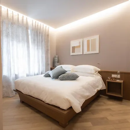Bed & Breakfast Nineteen House *
