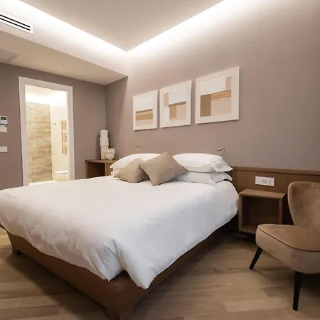 Nineteen House Bed & Breakfast *