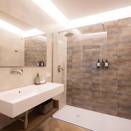 Bed & Breakfast Nineteen House *